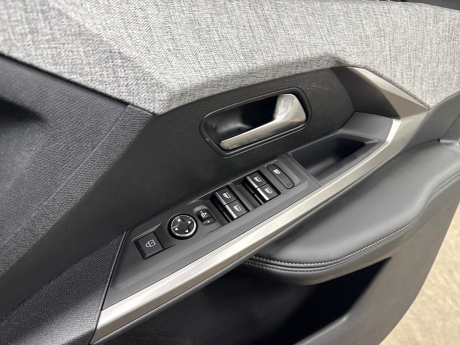 Used Peugeot 5008 2025 for sale - 77567716: Photo 21