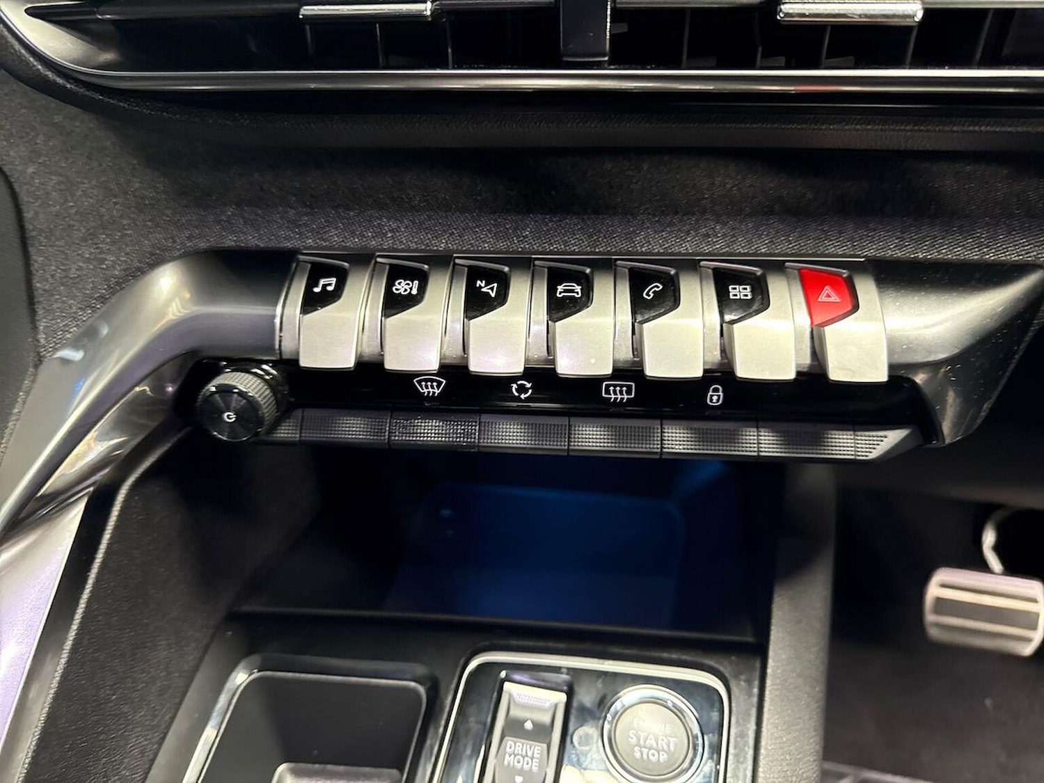 Used Peugeot 3008 2023 for sale - 76300743: Photo 12