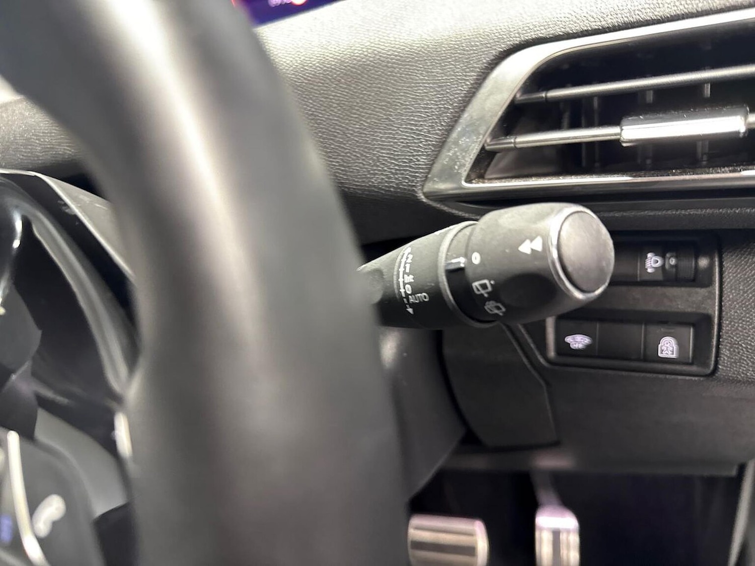 Used Peugeot 3008 2023 for sale - 76300743: Photo 27