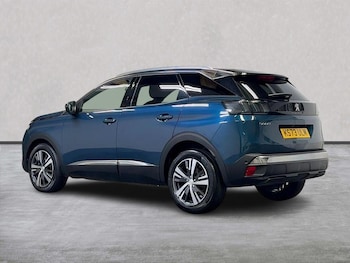 Used Peugeot 3008 2023 for sale - 76300743: Photo