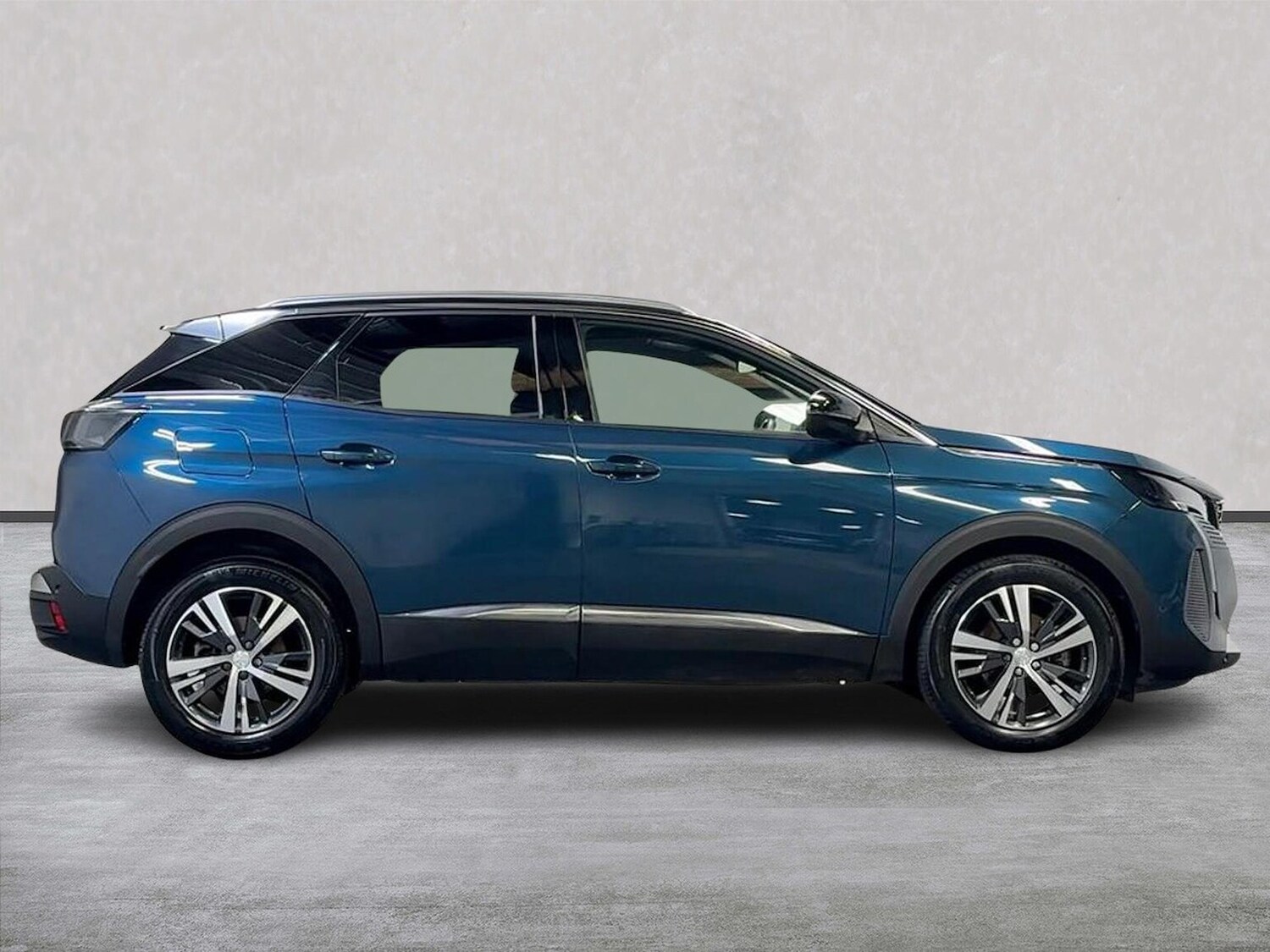 Used Peugeot 3008 2023 for sale - 76300743: Photo 3
