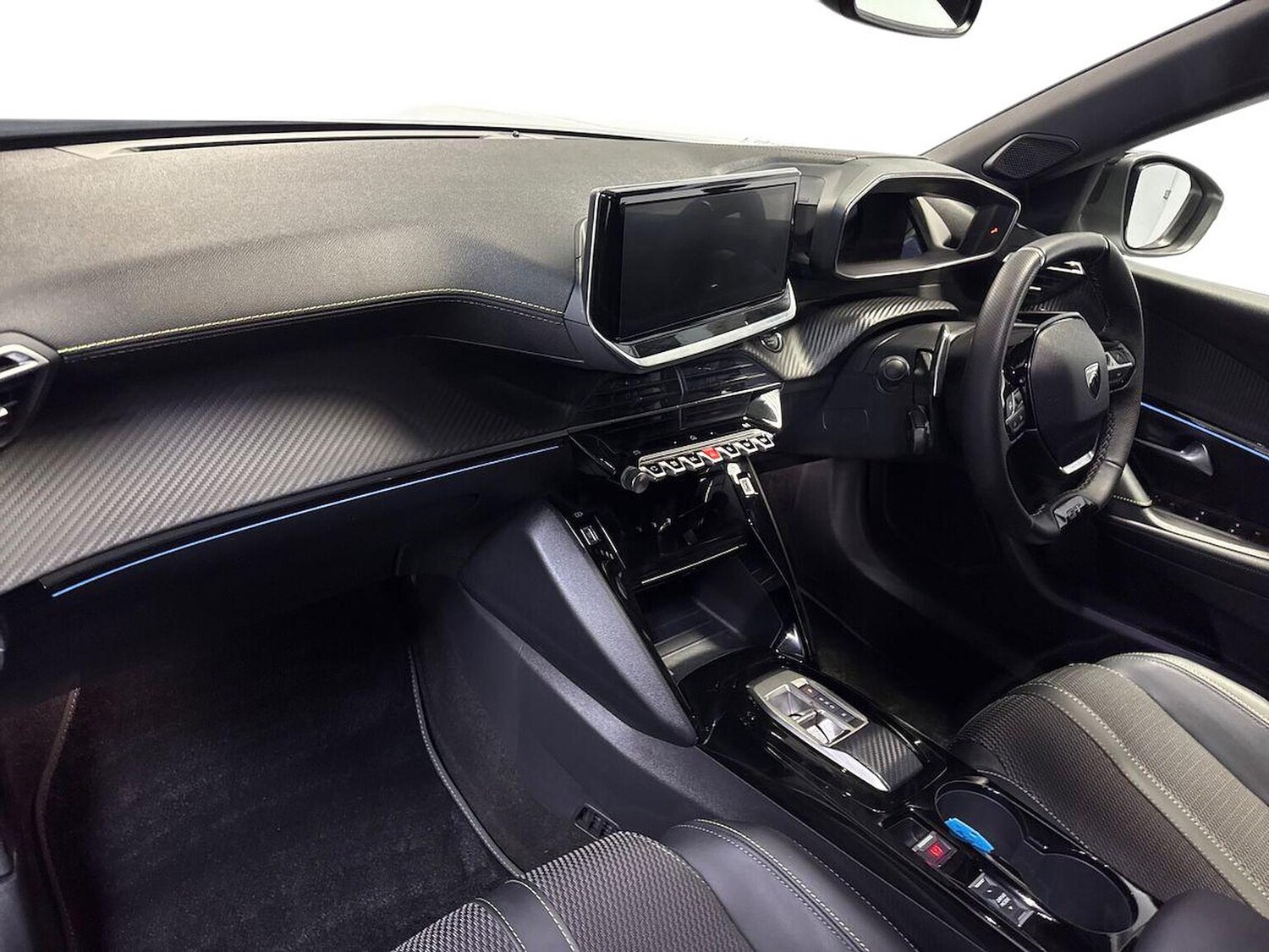 Used Peugeot 2008 2025 for sale - 77616718: Photo 7