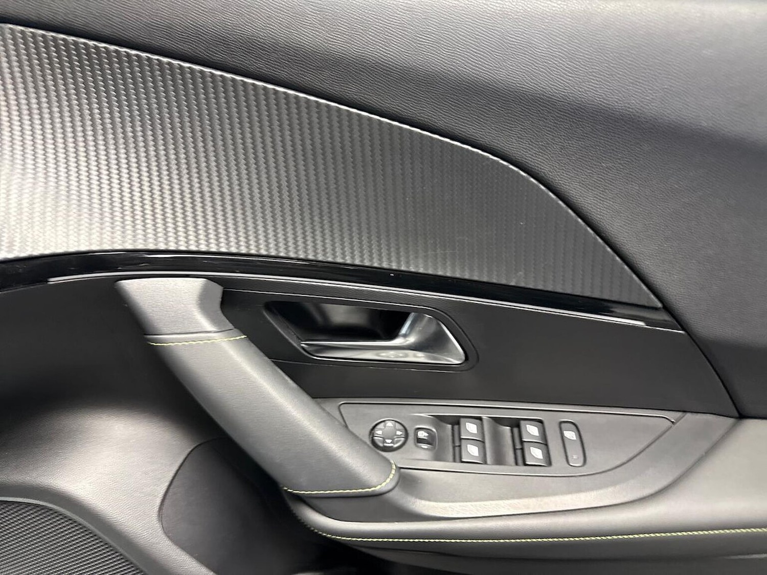 Used Peugeot 2008 2024 for sale - 76670818: Photo 21