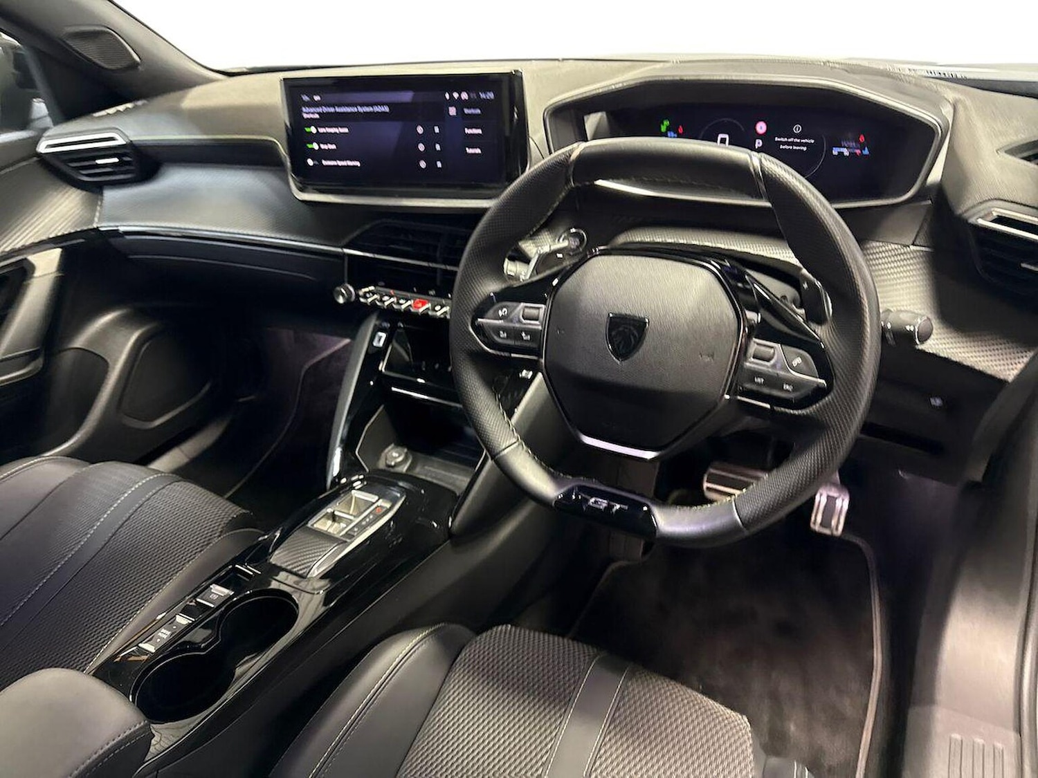 Used Peugeot 2008 2024 for sale - 76670818: Photo 8