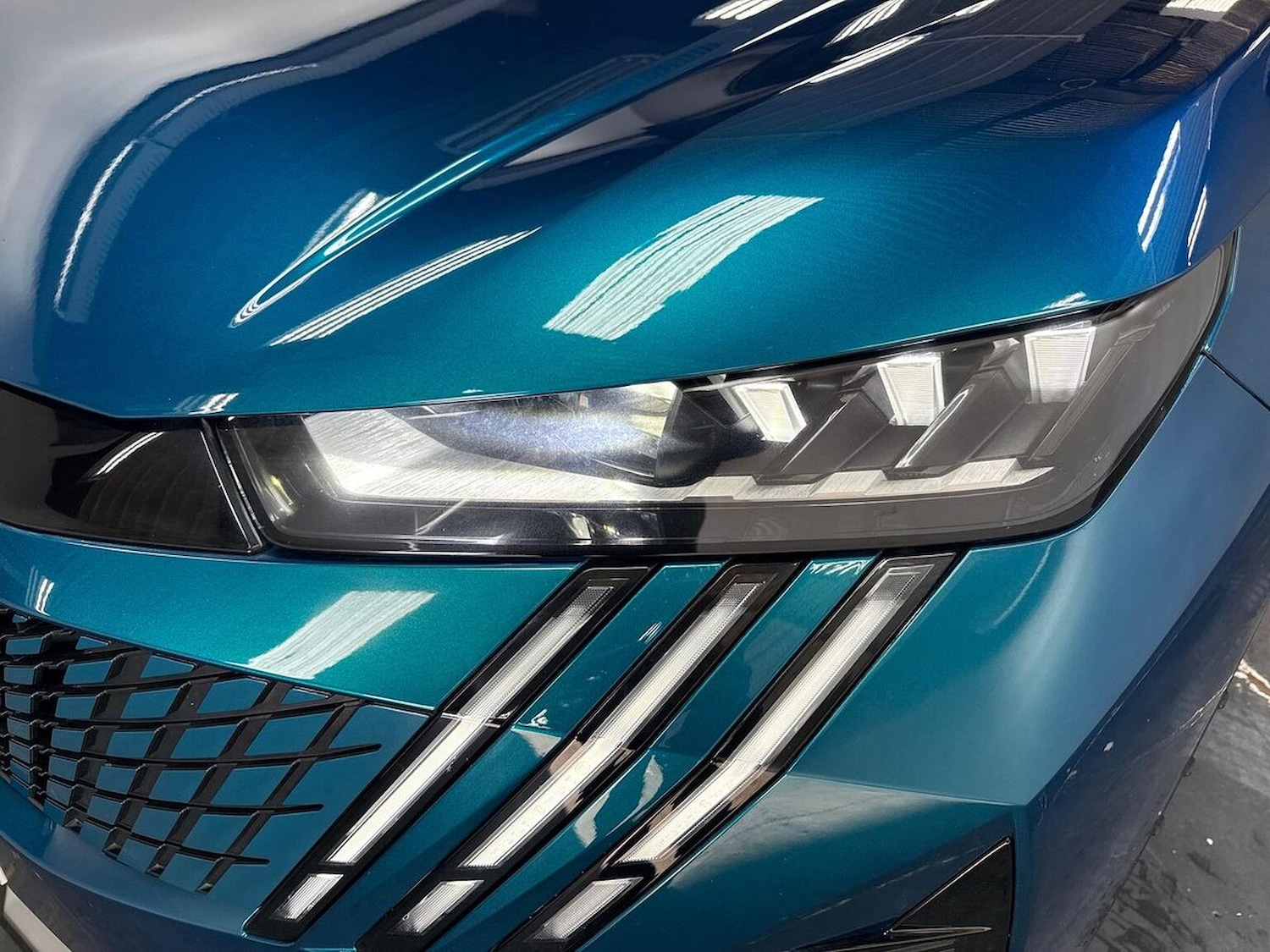 Used Peugeot 5008 2025 for sale - 78193937: Photo 32