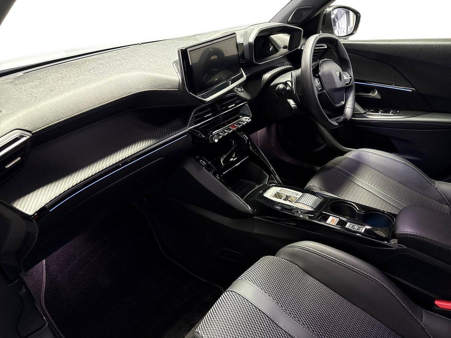 Used Peugeot 2008 2025 for sale - 77488907: Photo 7