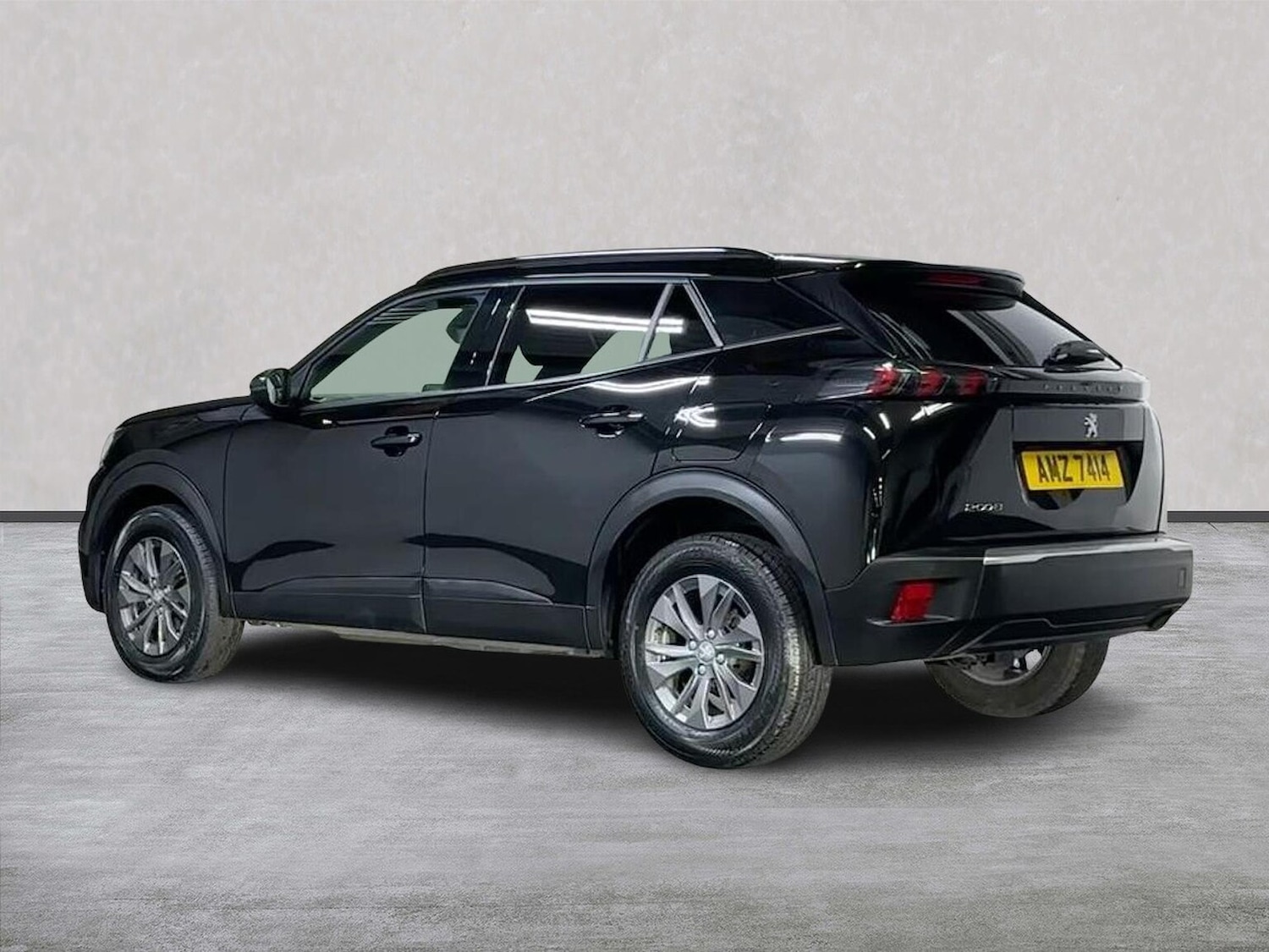 Used Peugeot 2008 2023 for sale - 77001900: Photo 2