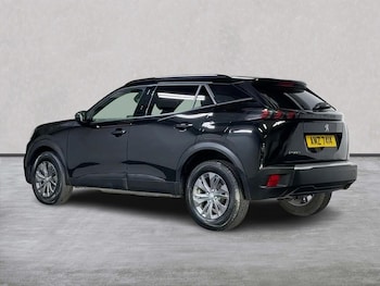Used Peugeot 2008 2023 for sale - 77001900: Photo