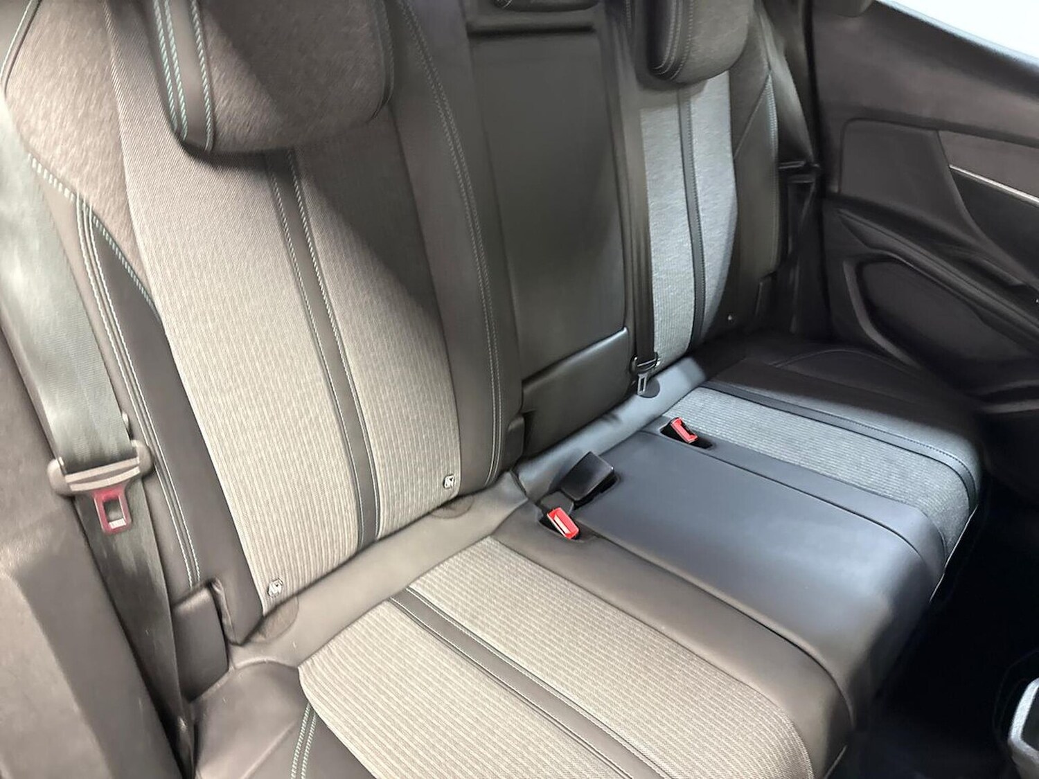 Used Peugeot 3008 2023 for sale - 76076430: Photo 16