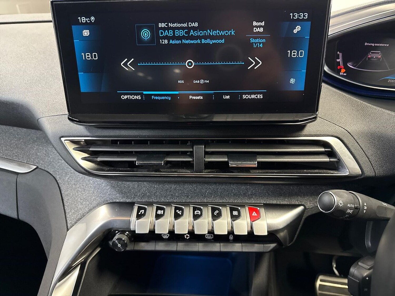 Used Peugeot 3008 2023 for sale - 76076430: Photo 23
