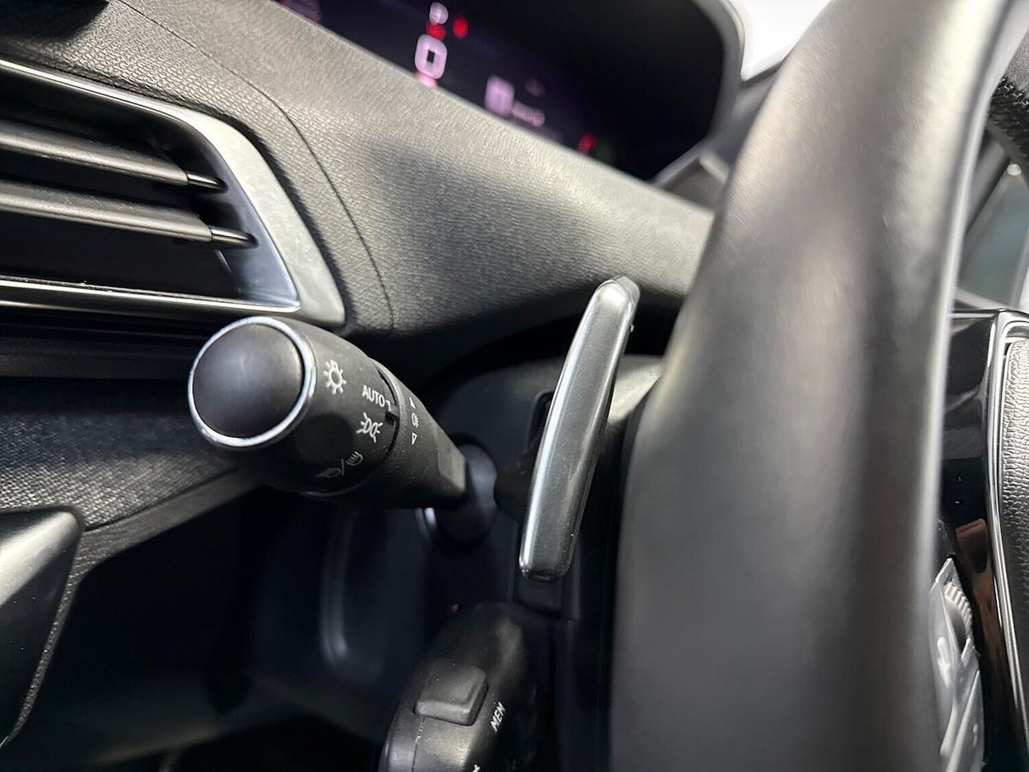 Used Peugeot 3008 2023 for sale - 76076430: Photo 26