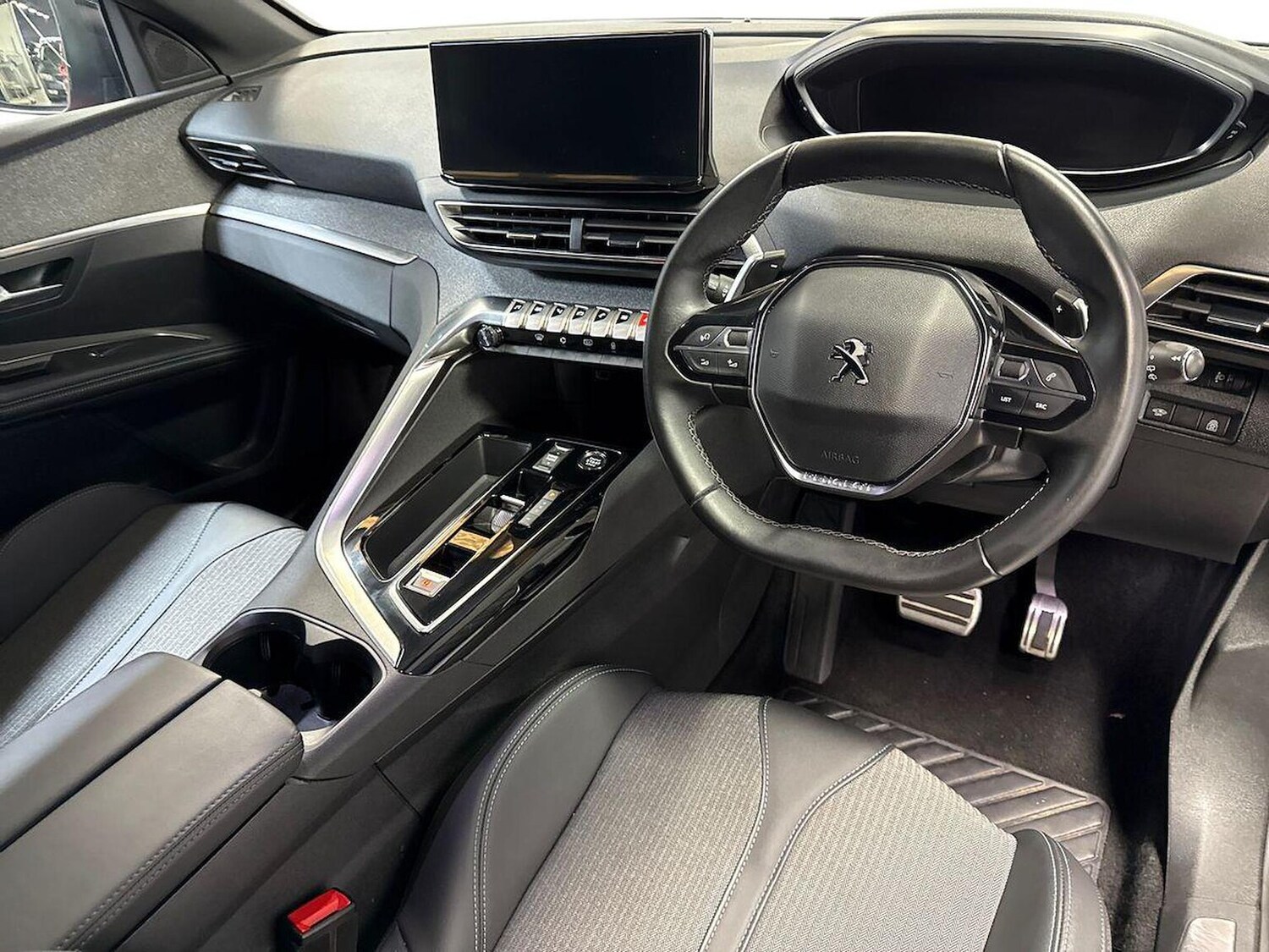 Used Peugeot 3008 2023 for sale - 76076430: Photo 8