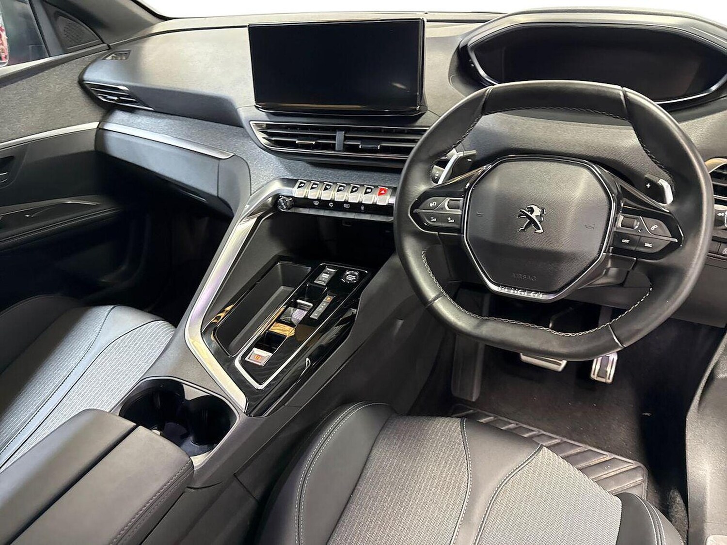 Used Peugeot 3008 2023 for sale - 76076430: Photo 9