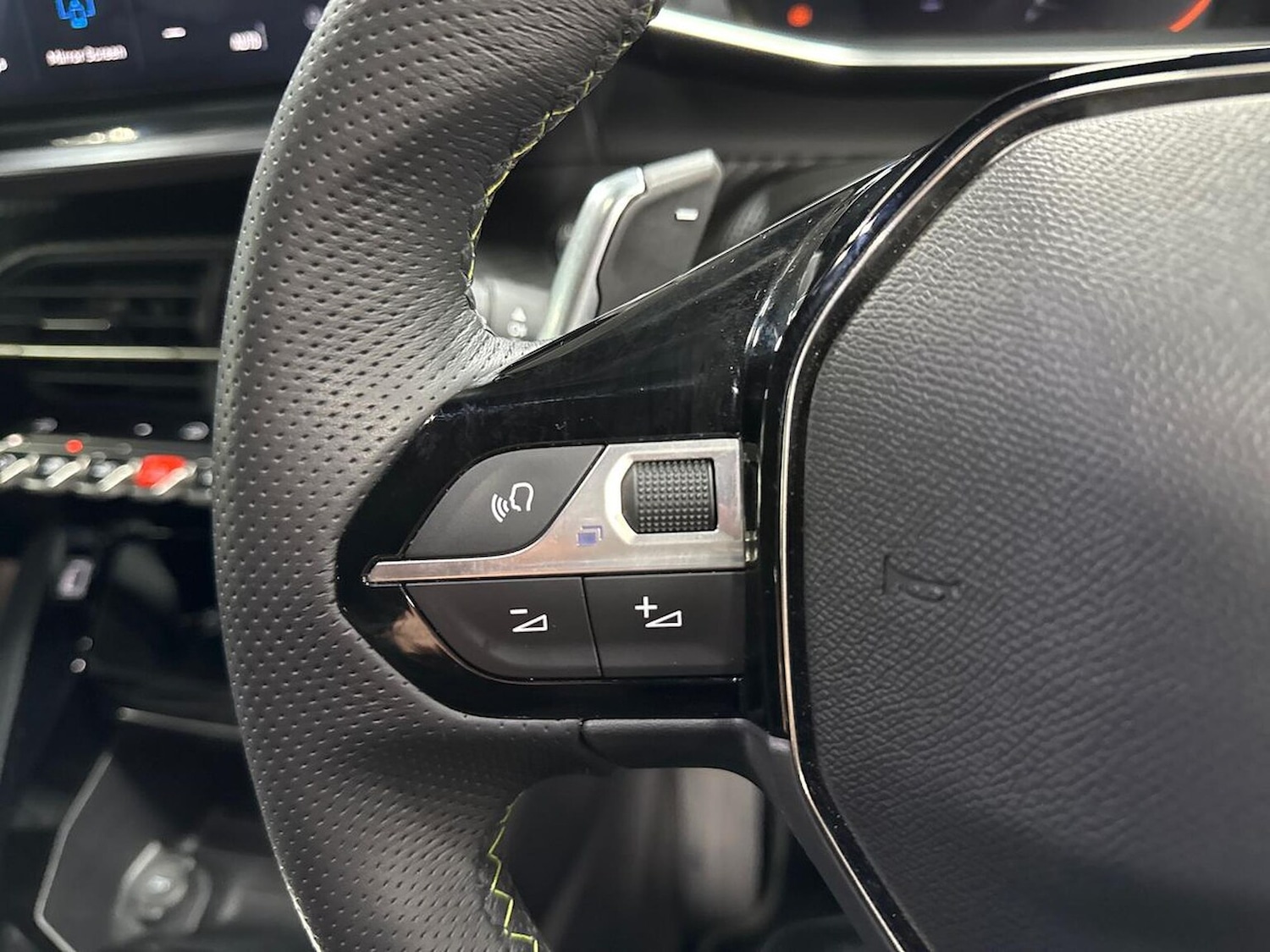 Used Peugeot 2008 2025 for sale - 77991813: Photo 24