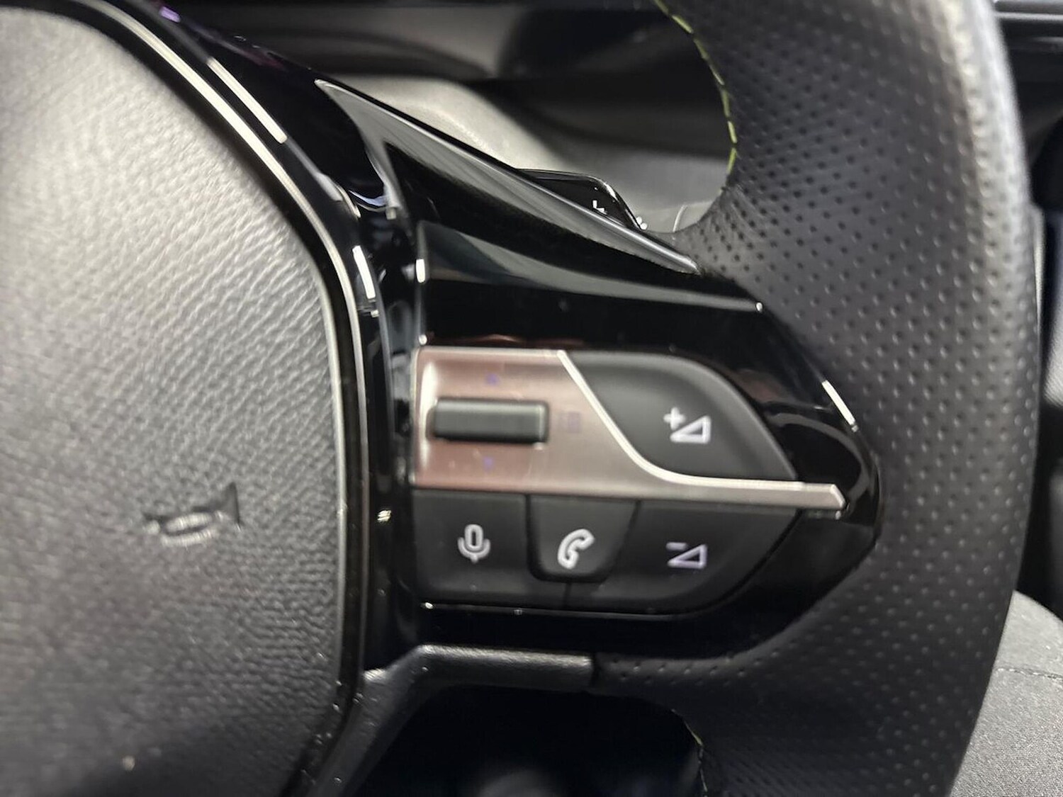 Used Peugeot 308 2024 for sale - 76510721: Photo 25