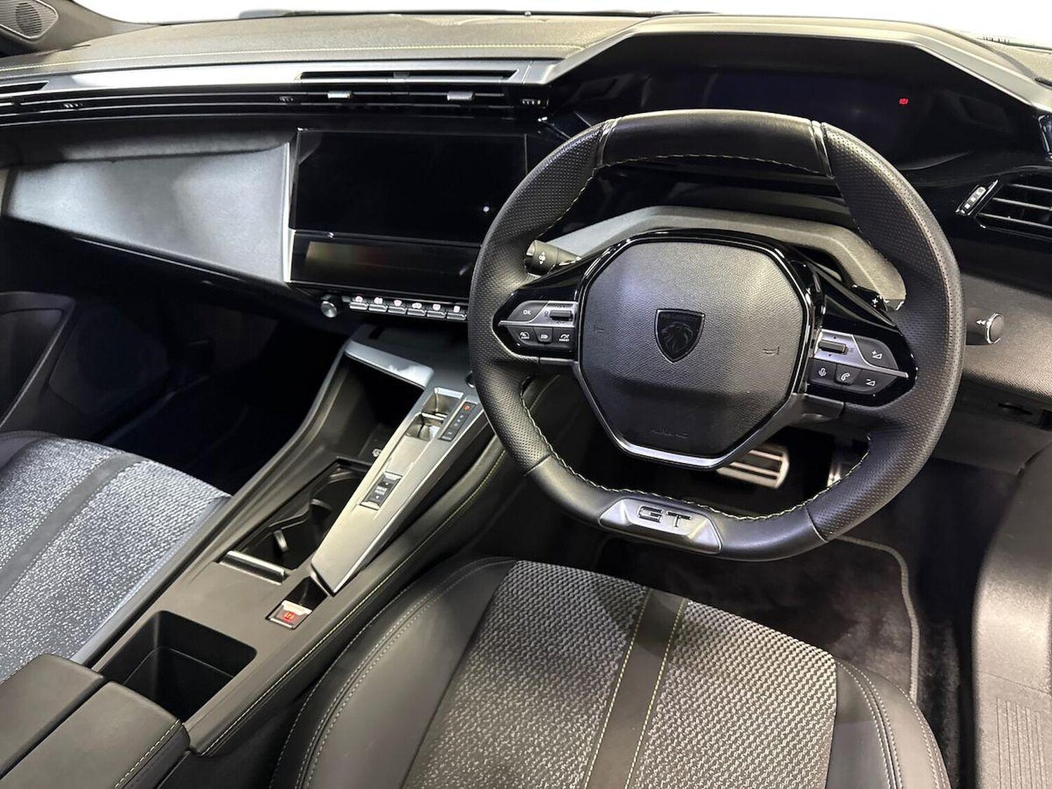 Used Peugeot 308 2024 for sale - 76510721: Photo 9