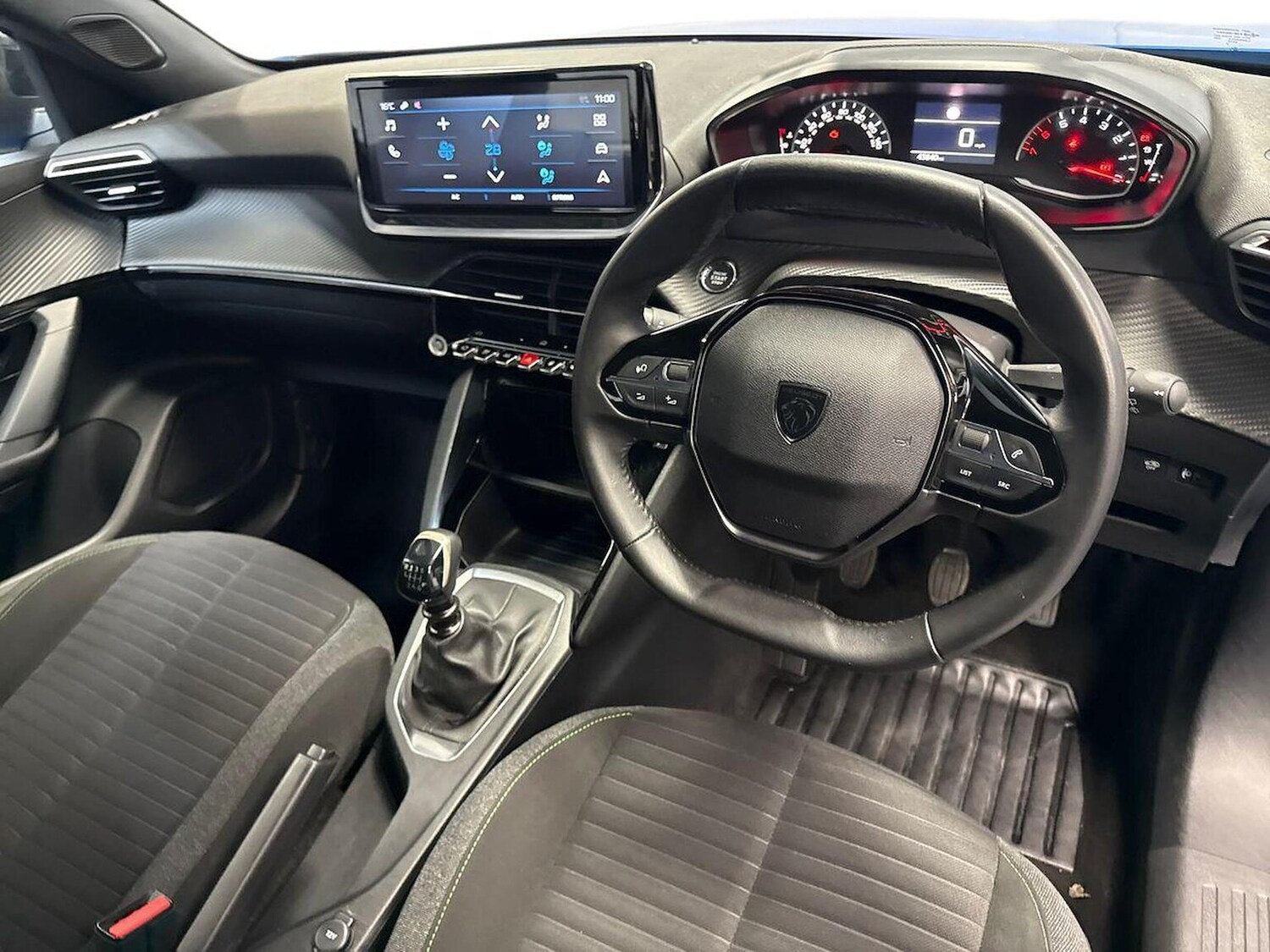 Used Peugeot 2008 2023 for sale - 76300744: Photo 8
