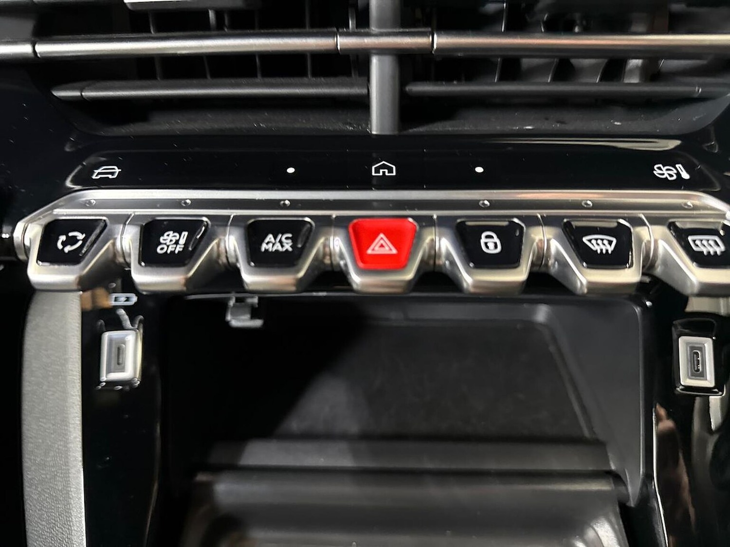 Used Peugeot 2008 2025 for sale - 78193818: Photo 24