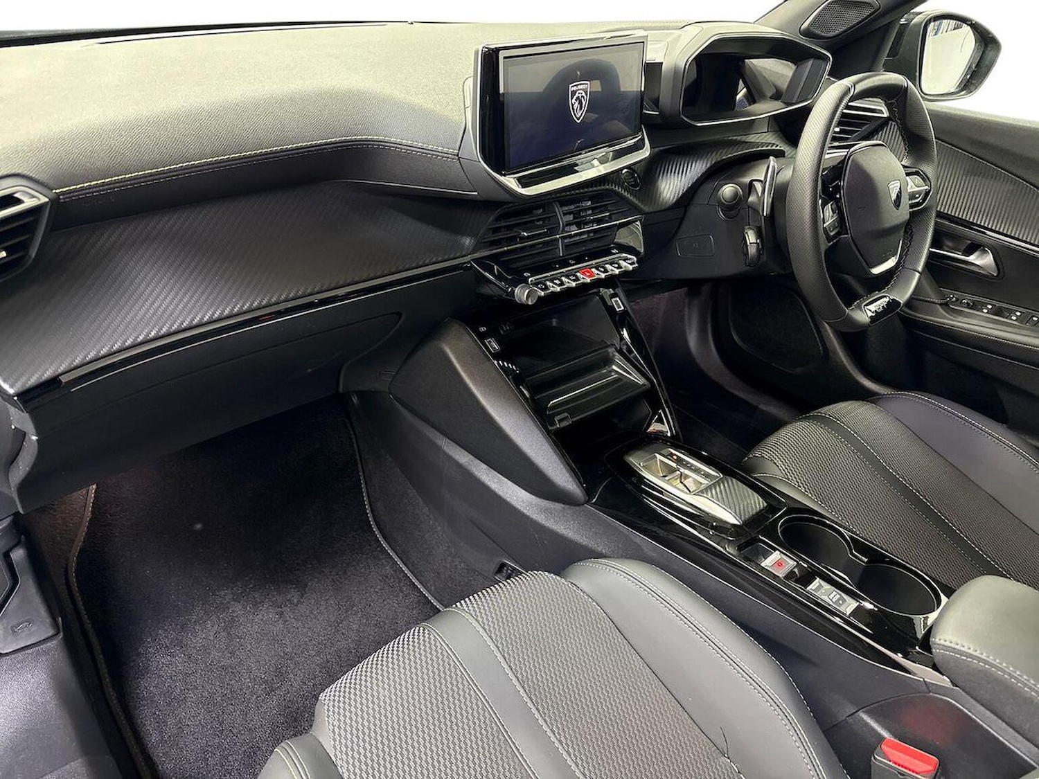 Used Peugeot 2008 2025 for sale - 78193818: Photo 9