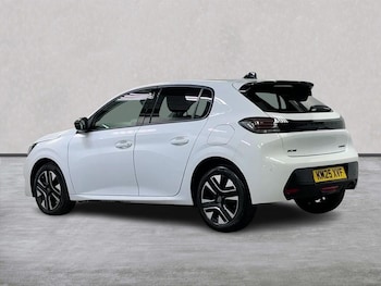 Used Peugeot 208 2025 for sale - 78420902: Photo