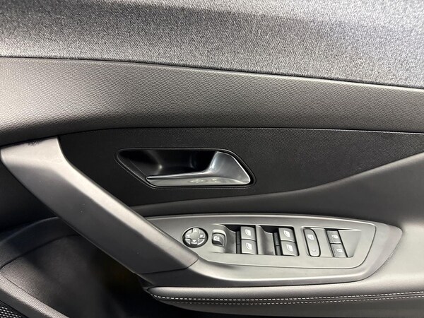 Used Peugeot 308 2025 for sale - 76299379: Photo 21