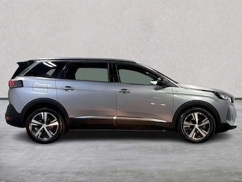 Used Peugeot 5008 2024 for sale - 75490407: Photo