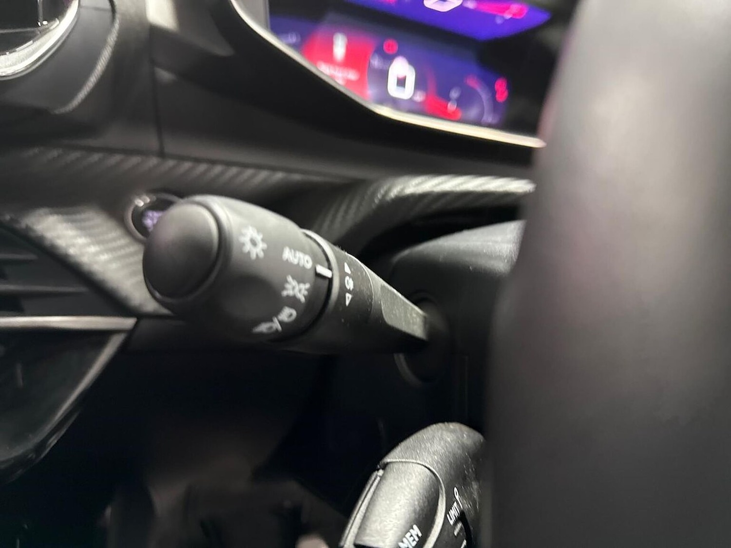 Used Peugeot 2008 2023 for sale - 76403433: Photo 26