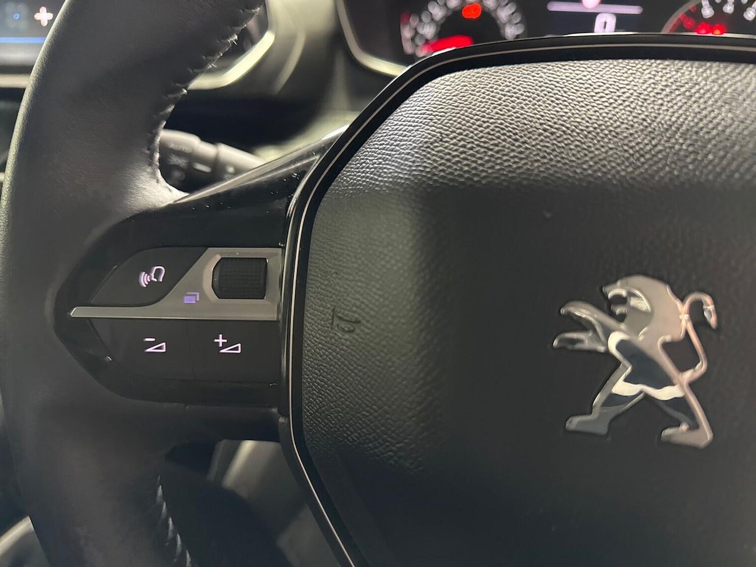 Used Peugeot 208 2022 for sale - 78193820: Photo 26