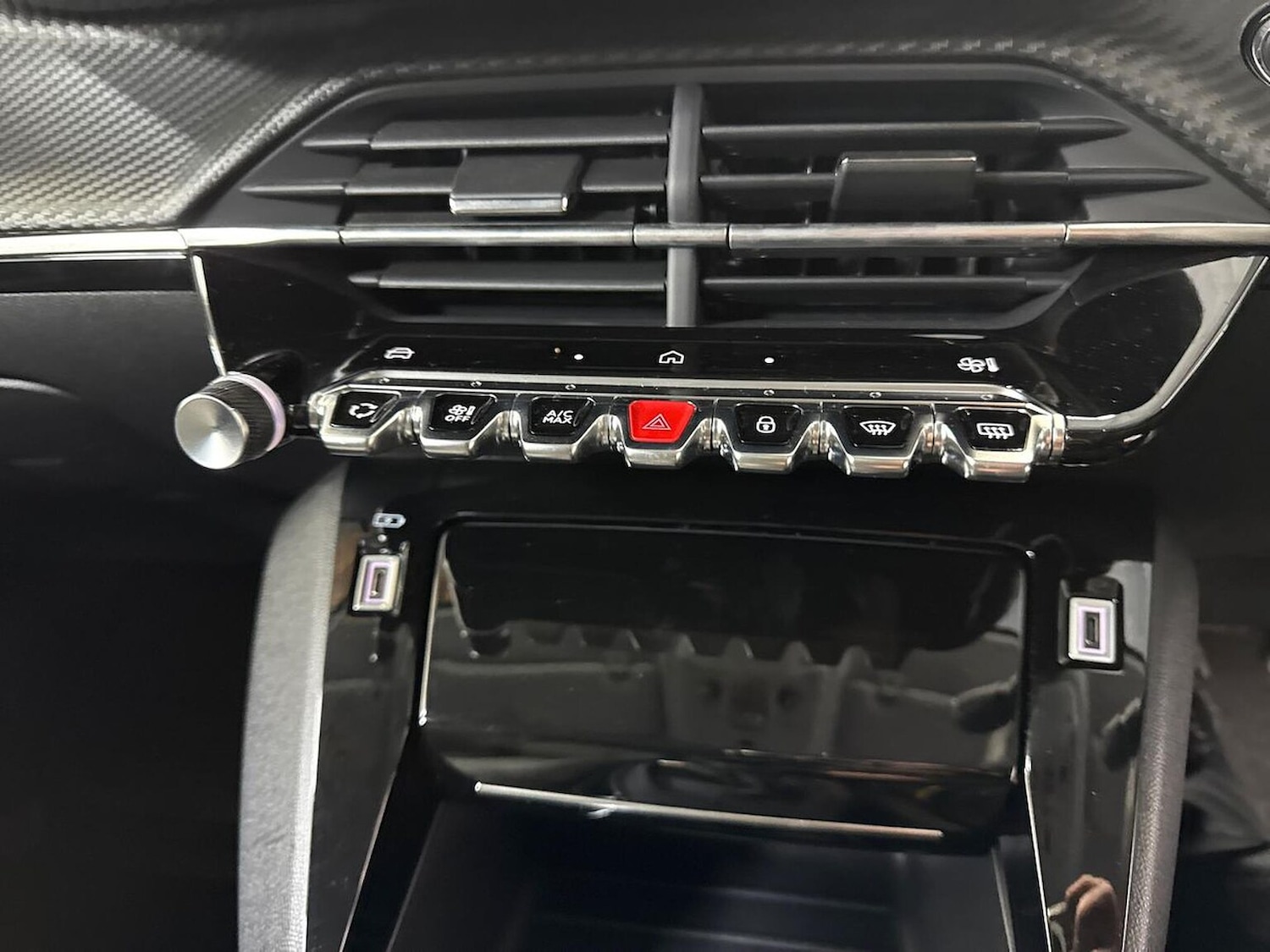 Used Peugeot 208 2024 for sale - 78121847: Photo 14