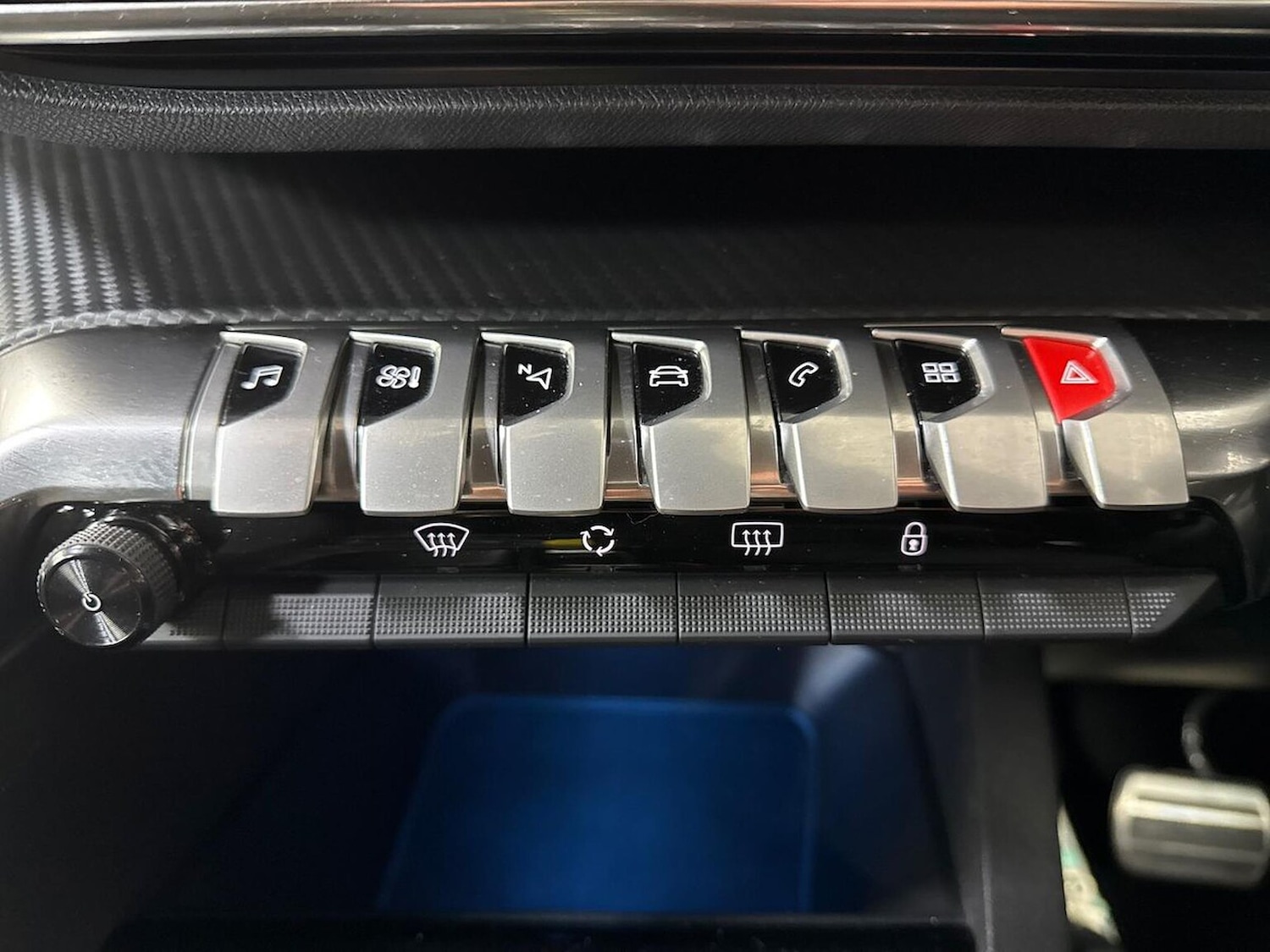 Used Peugeot 3008 2023 for sale - 78176495: Photo 24