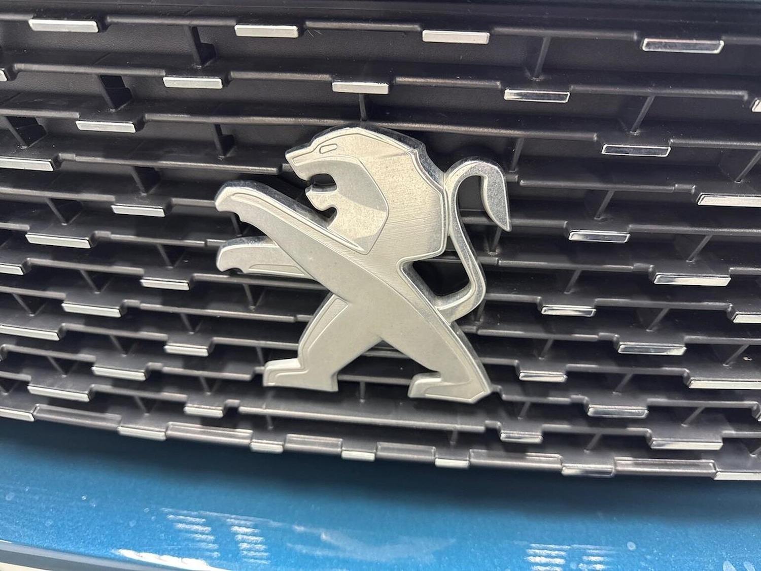 Used Peugeot 3008 2023 for sale - 78176495: Photo 32