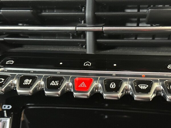 Used Peugeot 2008 2024 for sale - 76157211: Photo 22