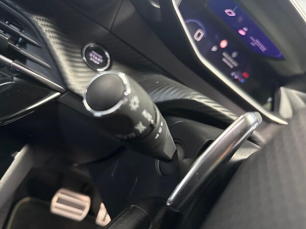 Used Peugeot 2008 2024 for sale - 76157211: Photo 26