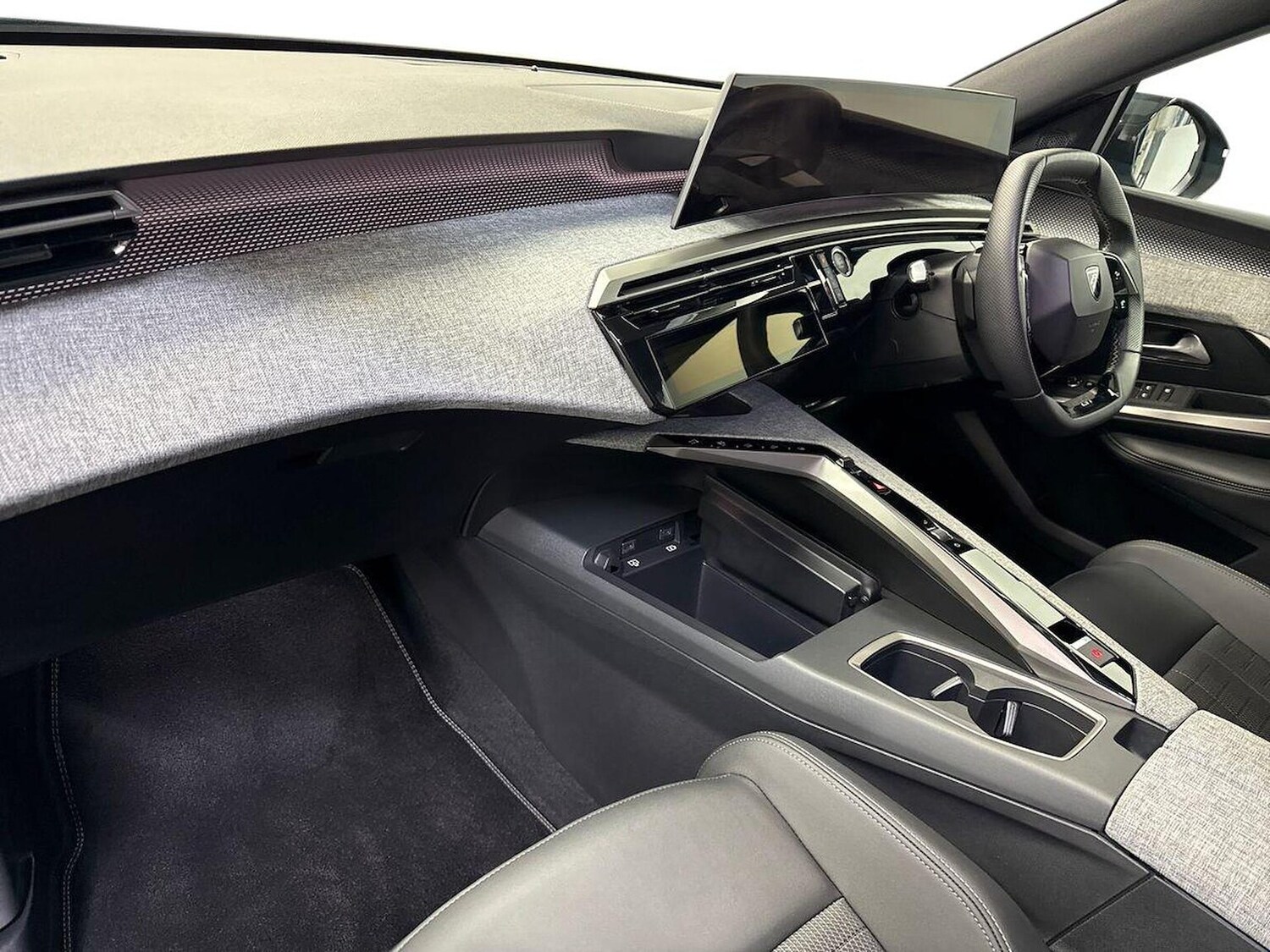 Used Peugeot 5008 2025 for sale - 78193994: Photo 9