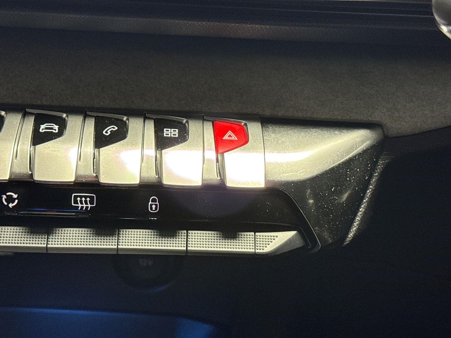 Used Peugeot 3008 2024 for sale - 77707393: Photo 22