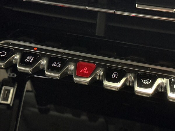 Used Peugeot 208 2021 for sale - 76231719: Photo 22