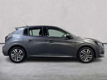 Used Peugeot 208 2021 for sale - 76231719: Photo 3