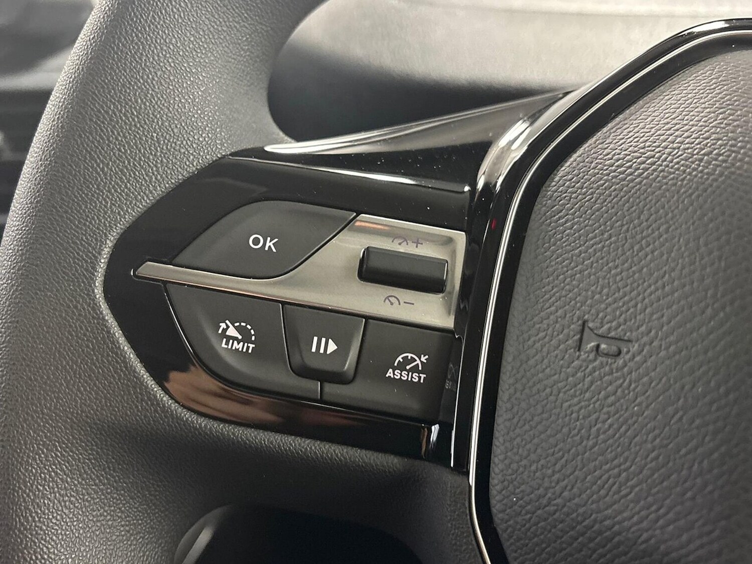 Used Peugeot Expert 2025 for sale - 77488924: Photo 25