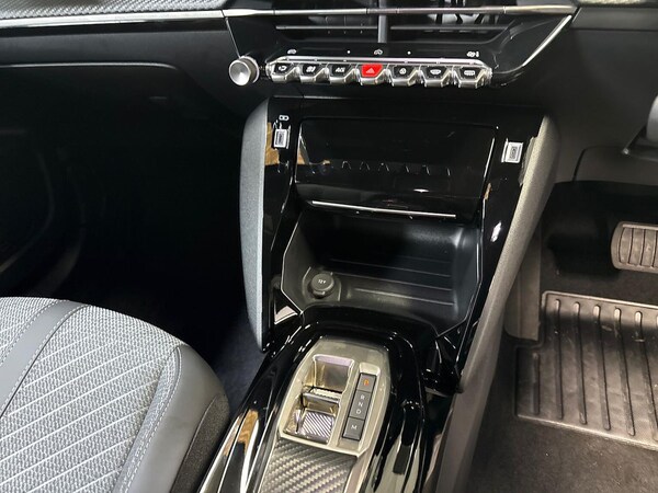 Used Peugeot 2008 2025 for sale - 76225074: Photo 13