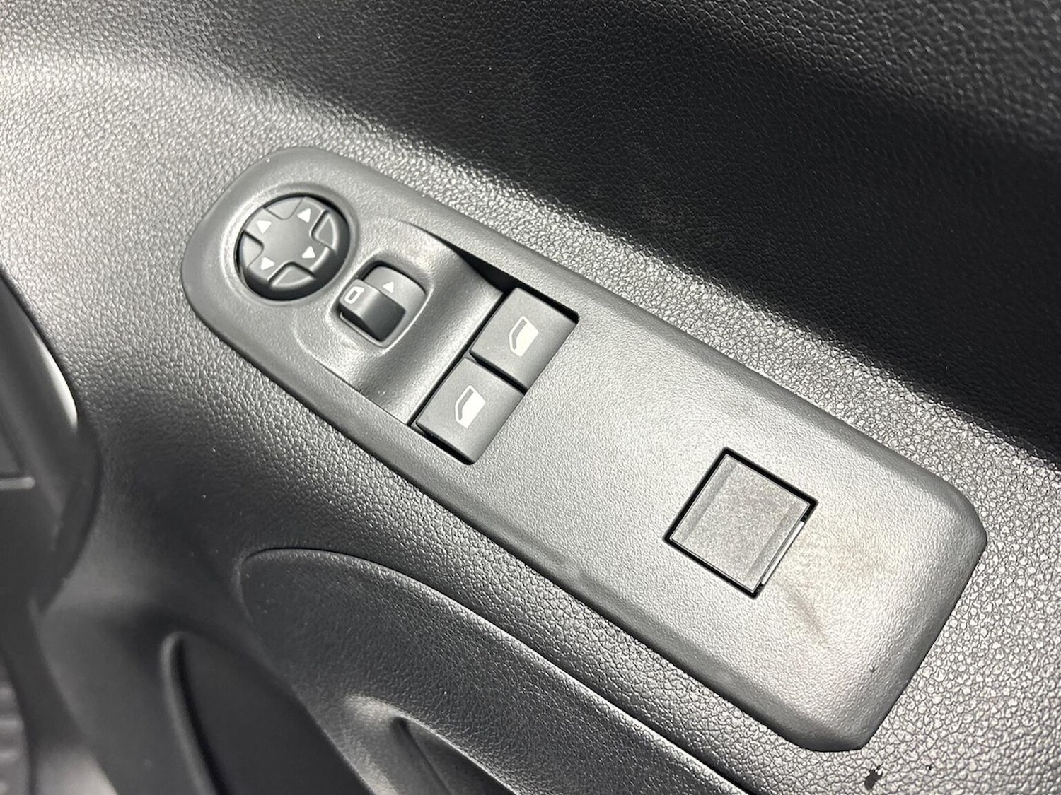 Used Peugeot Expert 2025 for sale - 76904987: Photo 21