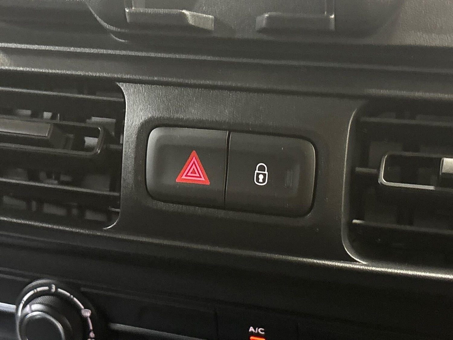 Used Peugeot Expert 2025 for sale - 76904987: Photo 22