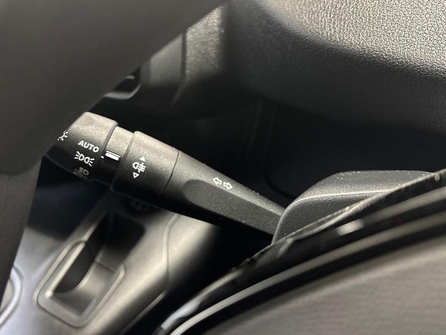 Used Peugeot Expert 2025 for sale - 76904987: Photo 27