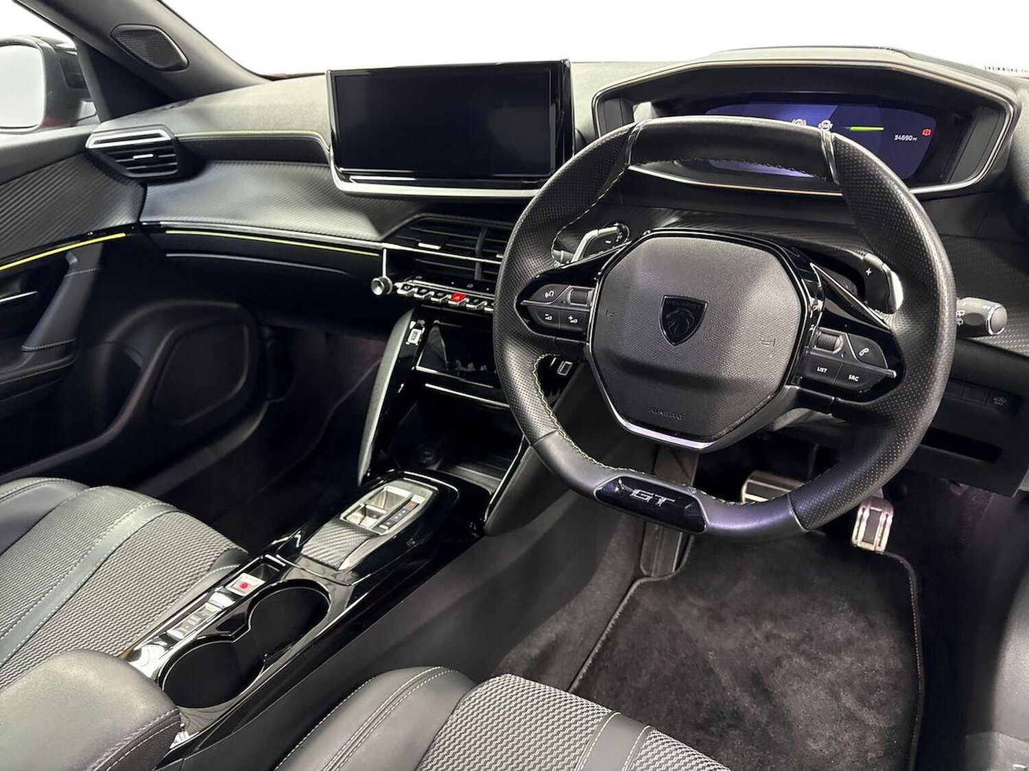 Used Peugeot 2008 2024 for sale - 78193827: Photo 11