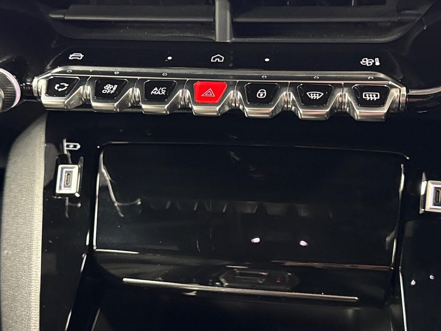 Used Peugeot 2008 2024 for sale - 78193827: Photo 24