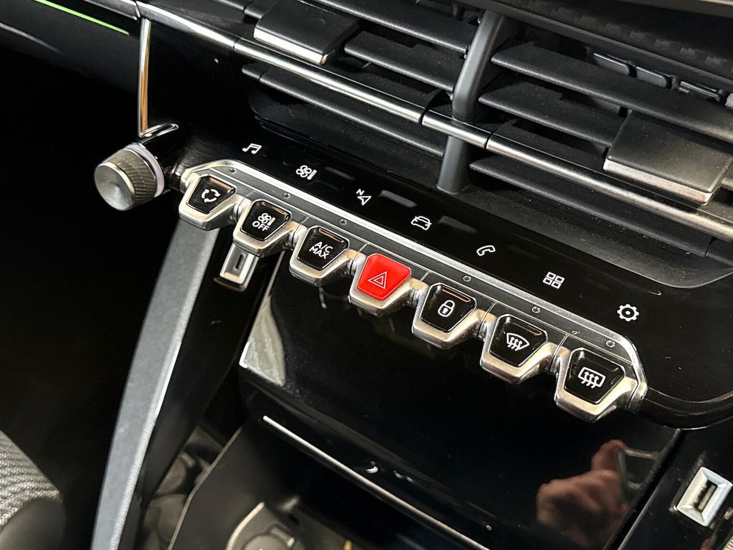 Used Peugeot 208 2023 for sale - 76531381: Photo 12