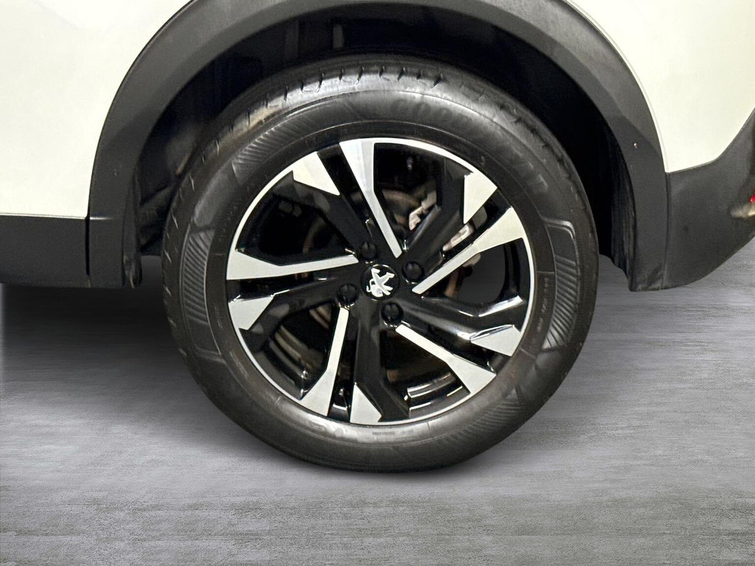 Used Peugeot 2008 2022 for sale - 76461831: Photo 6