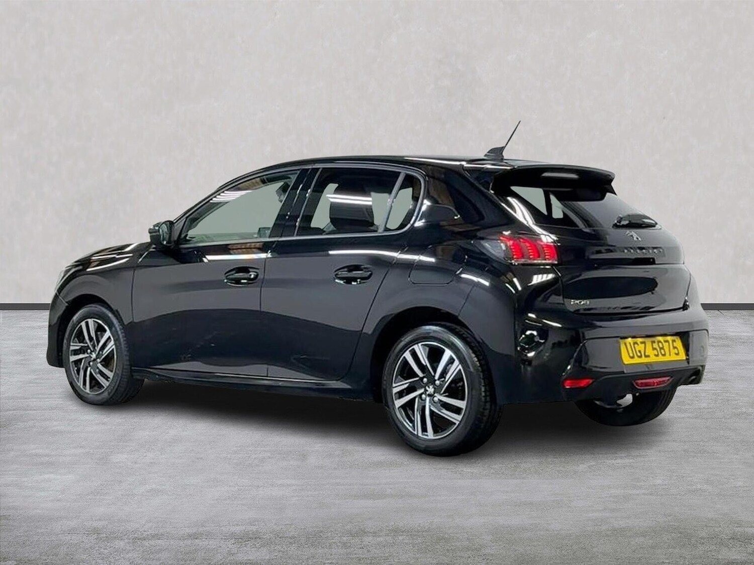Used Peugeot 208 2021 for sale - 76047763: Photo 2
