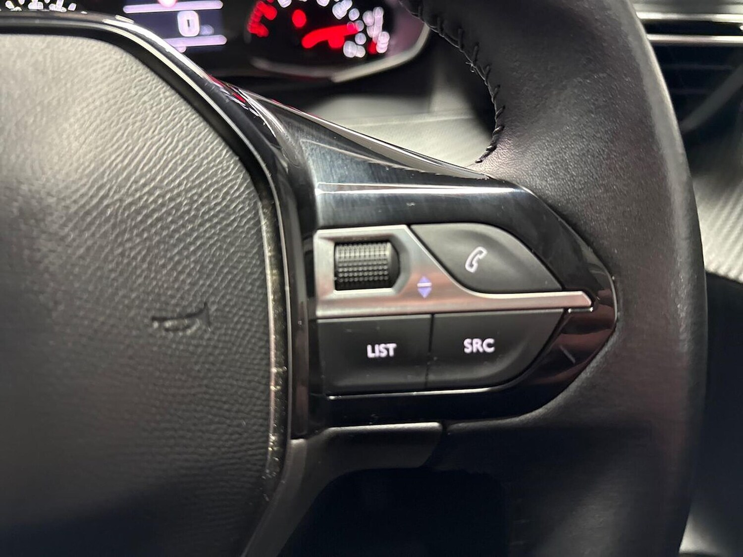 Used Peugeot 208 2021 for sale - 76047763: Photo 24
