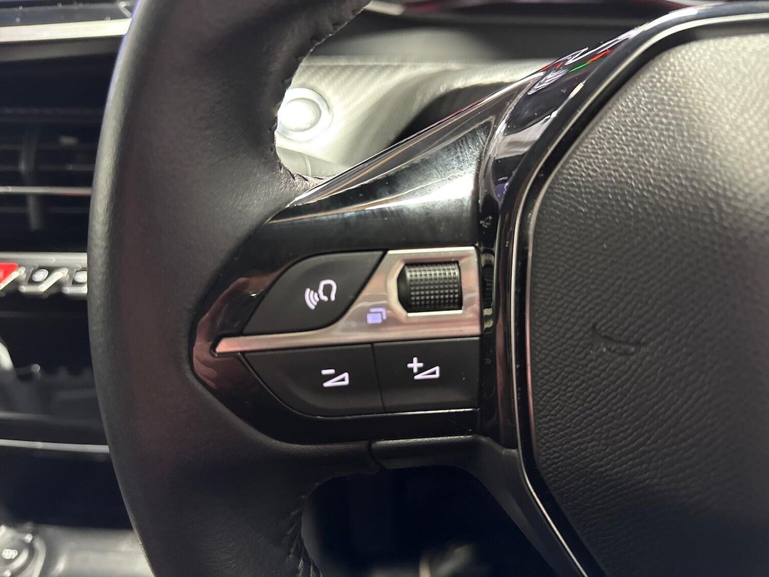Used Peugeot 208 2021 for sale - 76047763: Photo 25