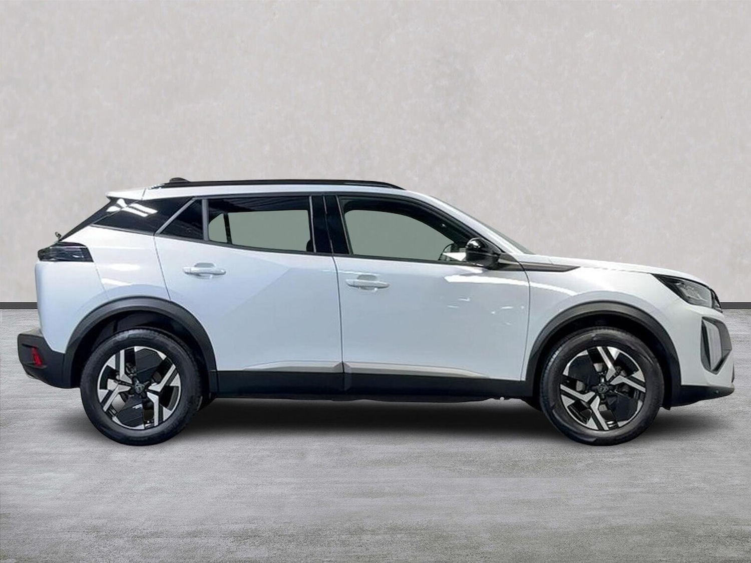 Used Peugeot 2008 2023 for sale - 76352482: Photo 3